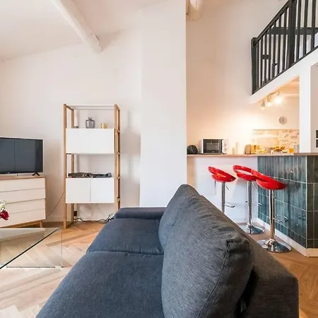 Apartment Le Calypso Jolie T2 Centre De Nimes